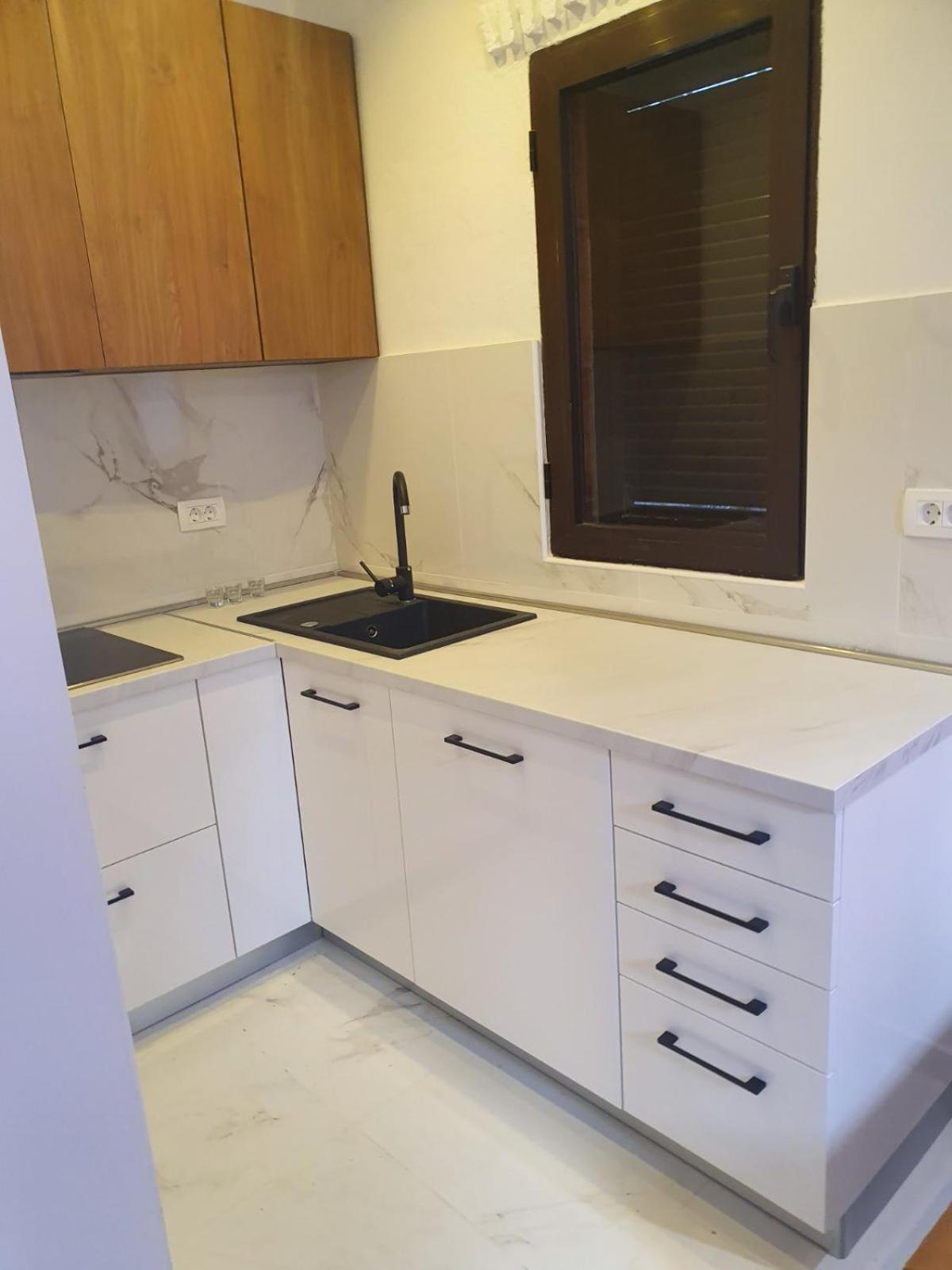 Old Town Lux Apartment Baska  Exterior photo